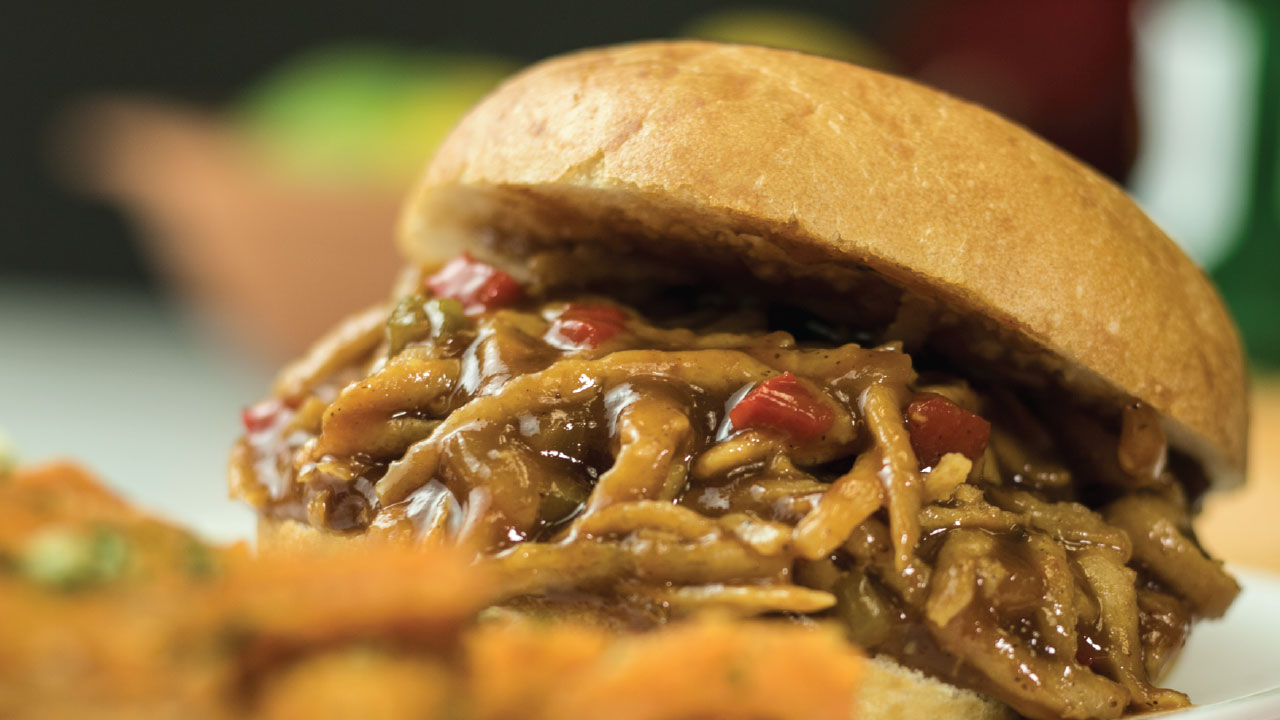 Improved Nature offers vegetarian meat alternatives as stand-alone items or as part of delicious ready-to-eat meals.